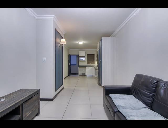 2 BEDROOM APARTMENT RENTED IN RIVONIA